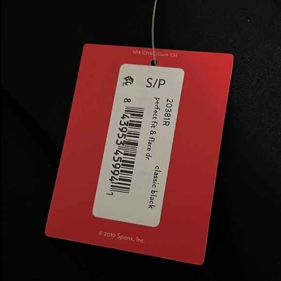 Spanx fit & flare dress with pockets black small NWT - Picture 10 of 11